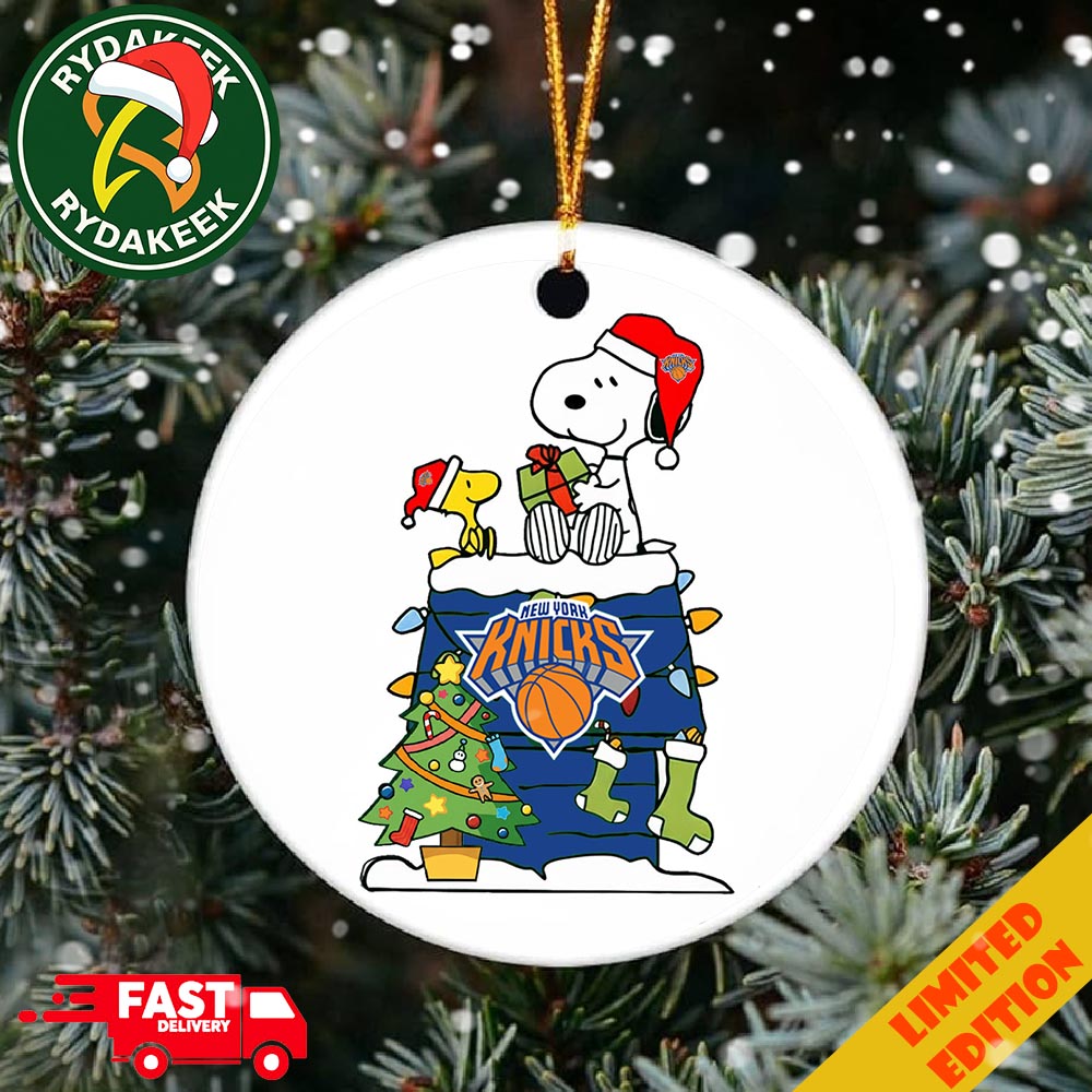 Snoopy And Woodstock NBA Christmas Ornament 2025 For New York Knicks Fans Snoopy And Woodstock NBA Christmas Ornament 2025 For New York Knicks Fans